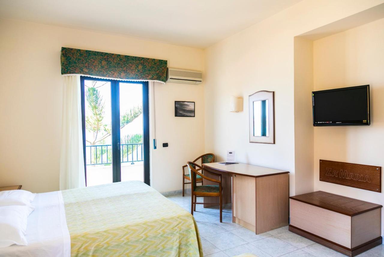 Hotel Za Maria Santo Stefano di Camastra Eksteriør billede